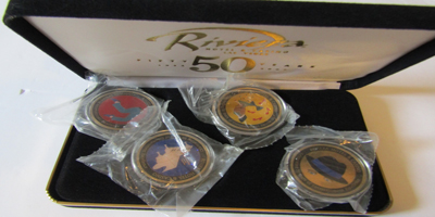 Dancing Legs, Ole Blue Eyes, Partying, Piano Boxed set of 4 Tokens (sRVlvnv-001)