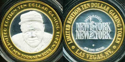 Babe Ruth Bust with Signature Strike (NYlvnv-018)